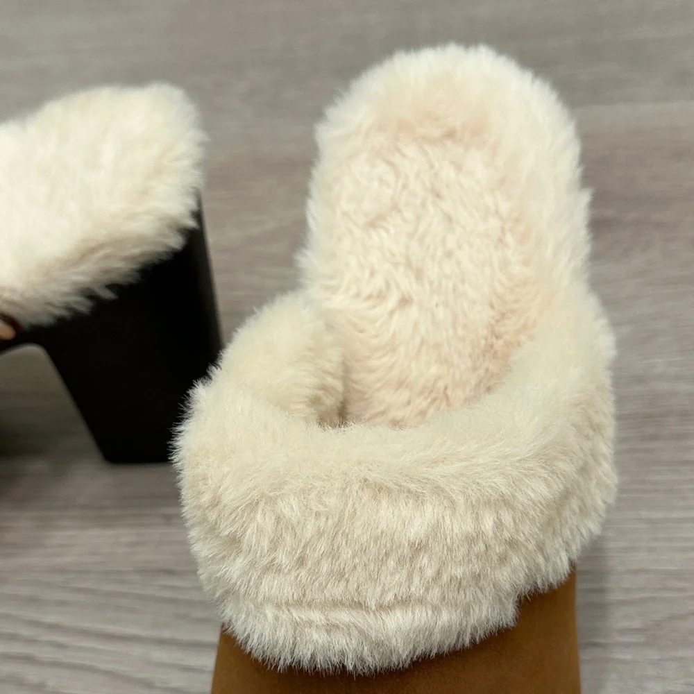 NWOT BAMBOO Faux Fur Lined Heel Mules Cognac - Picture 6 of 6